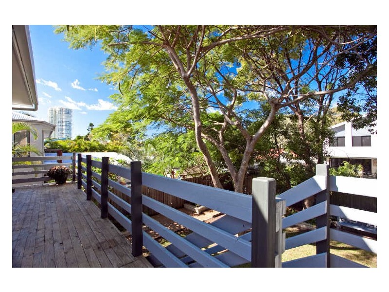 36 Clam Street, Runaway Bay QLD 4216