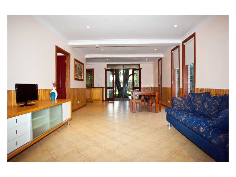 36 Clam Street, Runaway Bay QLD 4216