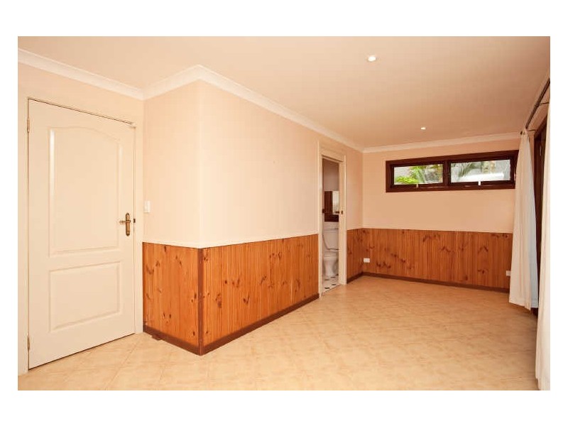 36 Clam Street, Runaway Bay QLD 4216