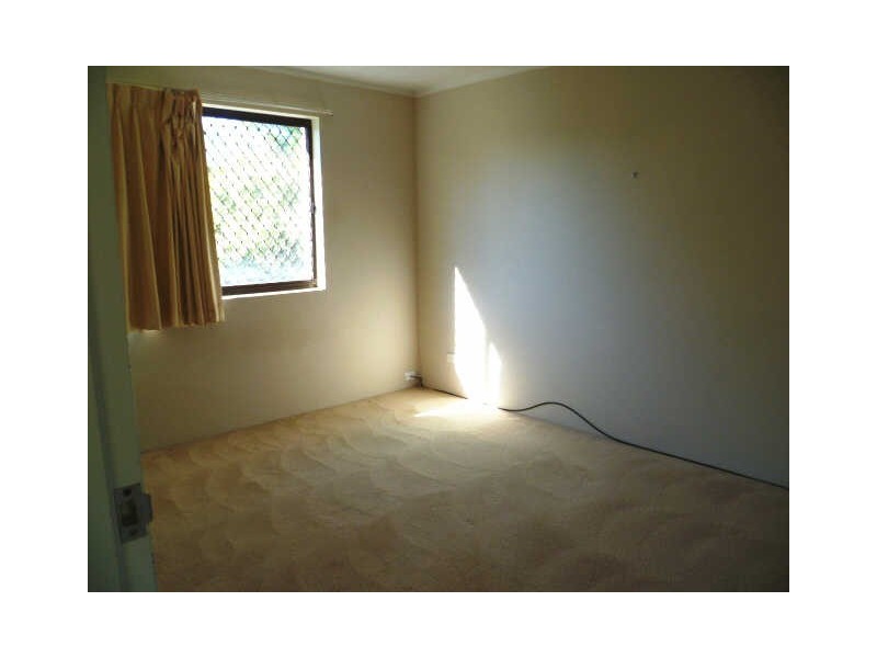 9/3 Ahern Street, Labrador QLD 4215