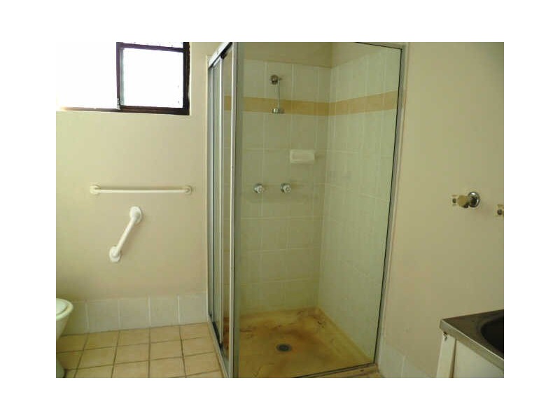 9/3 Ahern Street, Labrador QLD 4215