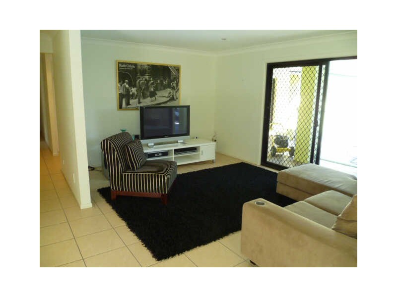 5 Aroa Court, Runaway Bay QLD 4216