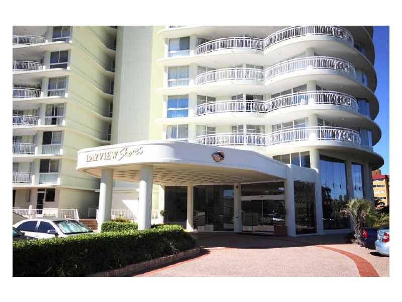 17D/5 Bayview Street, Runaway Bay QLD 4216