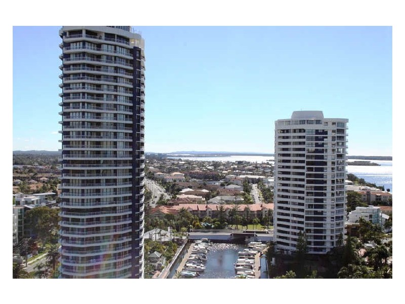 17D/5 Bayview Street, Runaway Bay QLD 4216