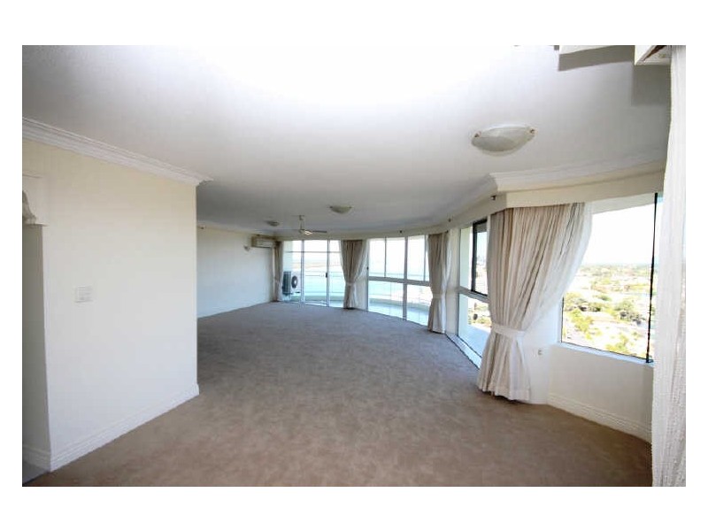 17D/5 Bayview Street, Runaway Bay QLD 4216