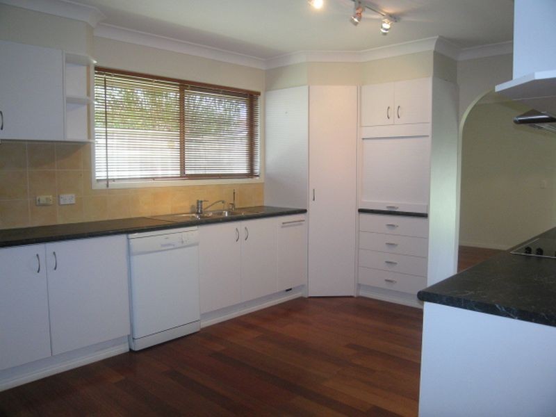 59 Pinkwood Drive, Ashmore QLD 4214