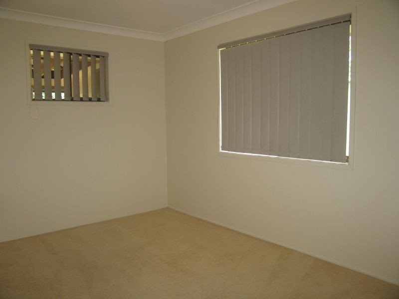 59 Pinkwood Drive, Ashmore QLD 4214