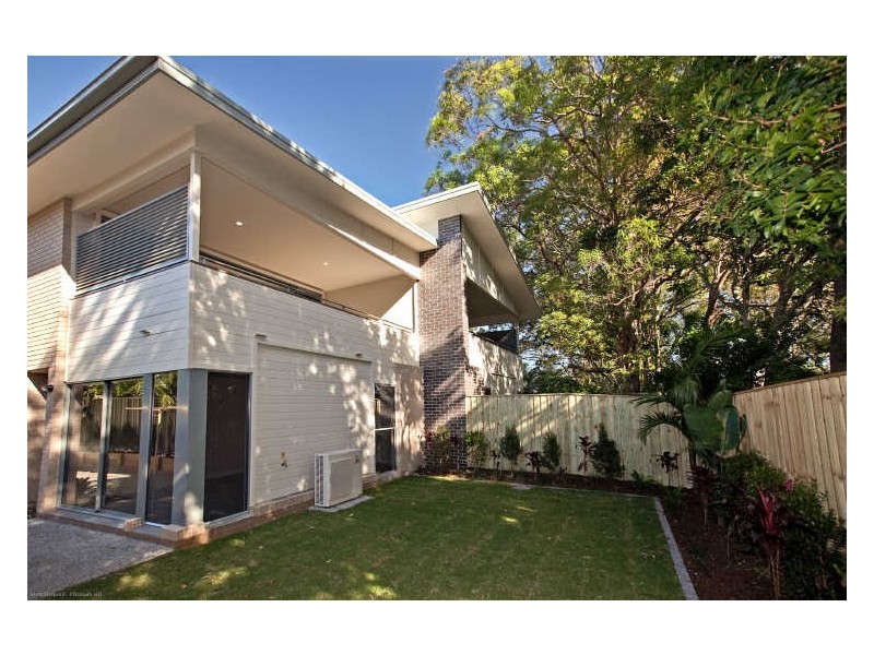 39 Gordon Street, Labrador QLD 4215