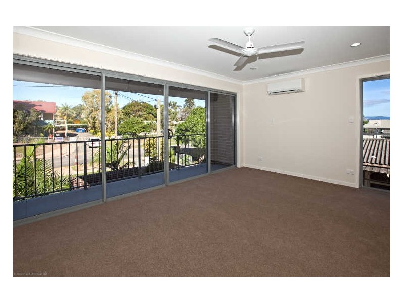 39 Gordon Street, Labrador QLD 4215