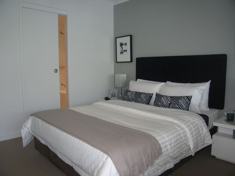 33 – 37 Madang Crescent, Runaway Bay QLD 4216