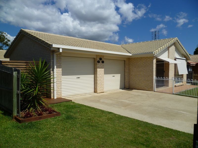 2/7 Kenny Drive, Labrador QLD 4215