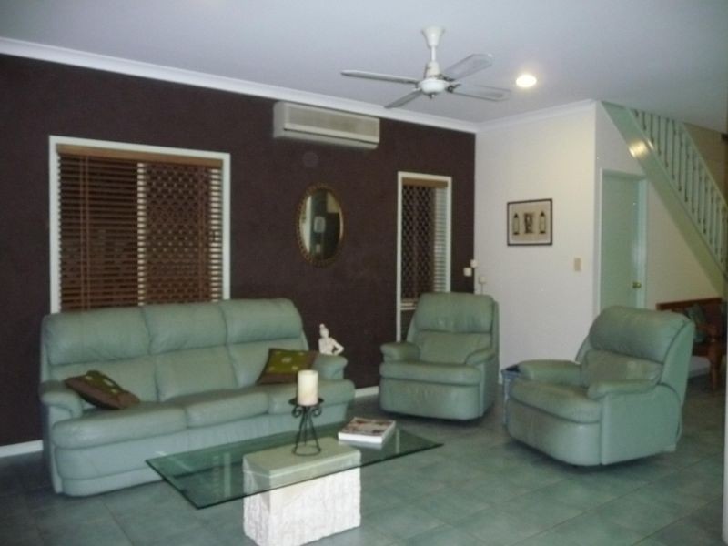 60 Caseys Road, Hope Island QLD 4212