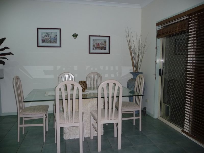 60 Caseys Road, Hope Island QLD 4212