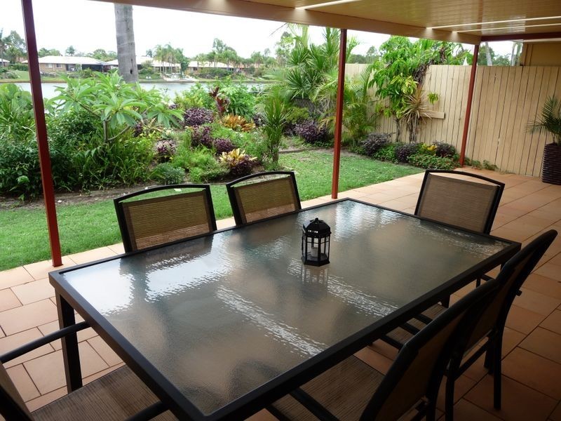 2/39 Kangaroo Avenue, Coombabah QLD 4216