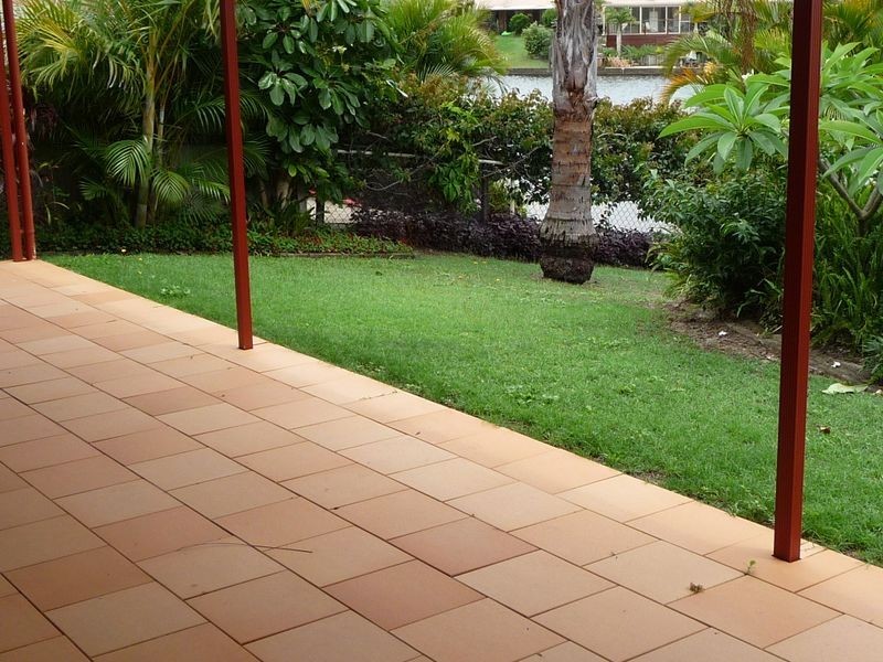 2/39 Kangaroo Avenue, Coombabah QLD 4216