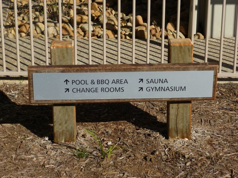 2 Summer Hill Crescent, Maudsland QLD 4210