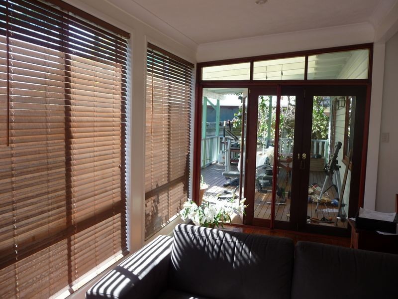 115 Central Street, Labrador QLD 4215