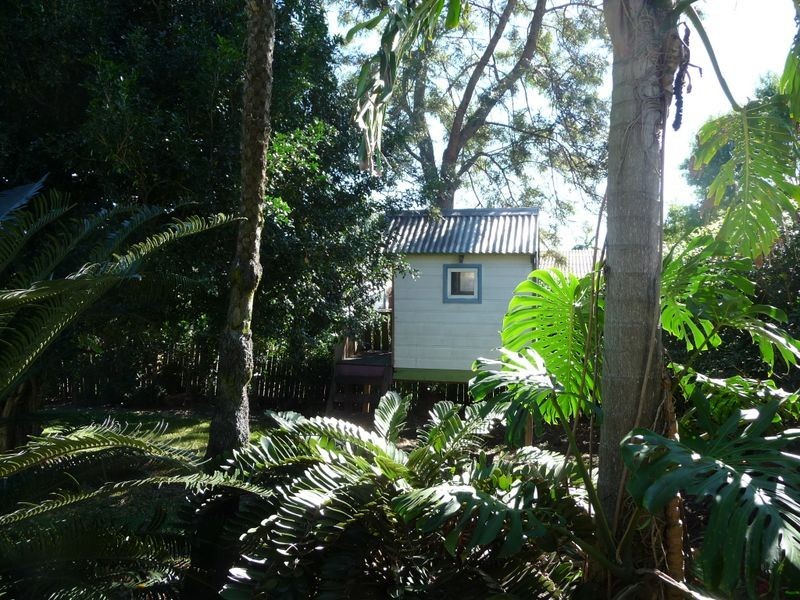 115 Central Street, Labrador QLD 4215