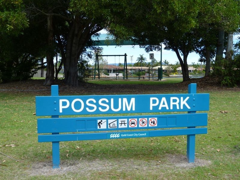 2/9 Possum Crescent, Coombabah QLD 4216