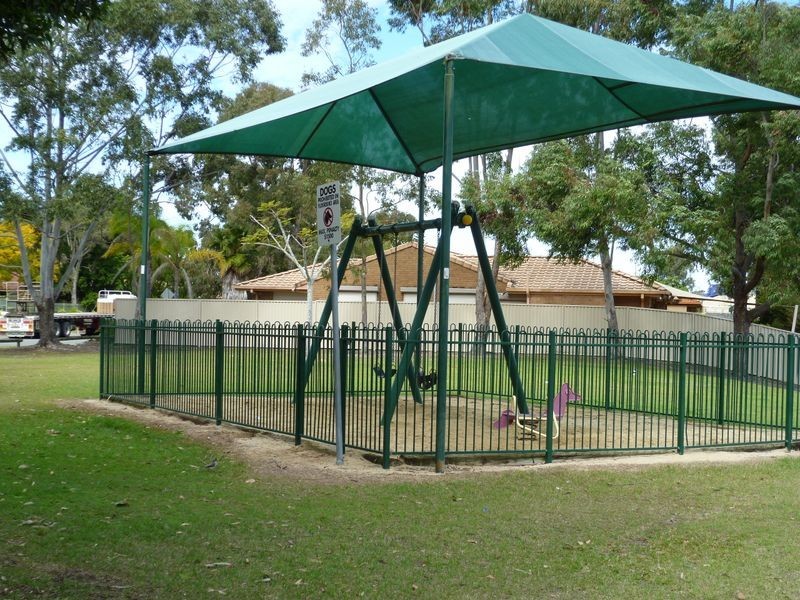 2/9 Possum Crescent, Coombabah QLD 4216