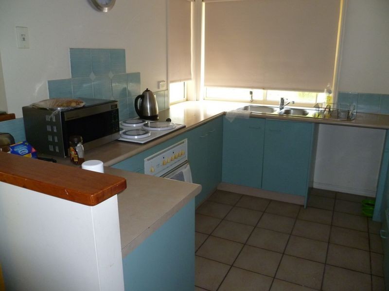 1/497 Pine Ridge Road, Runaway Bay QLD 4216