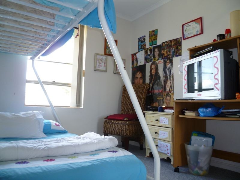 17/18 Jennifer Avenue, Runaway Bay QLD 4216