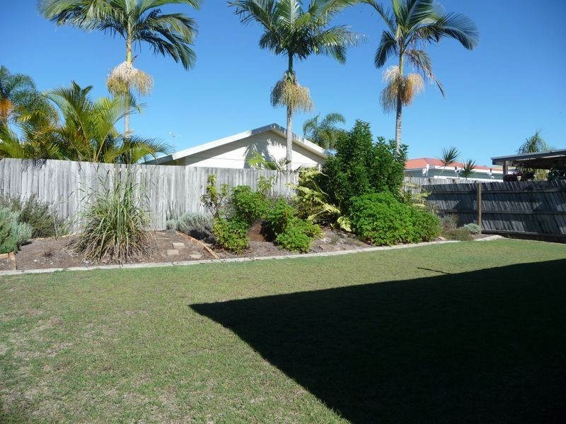 2/36 Kangaroo Avenue, Coombabah QLD 4216