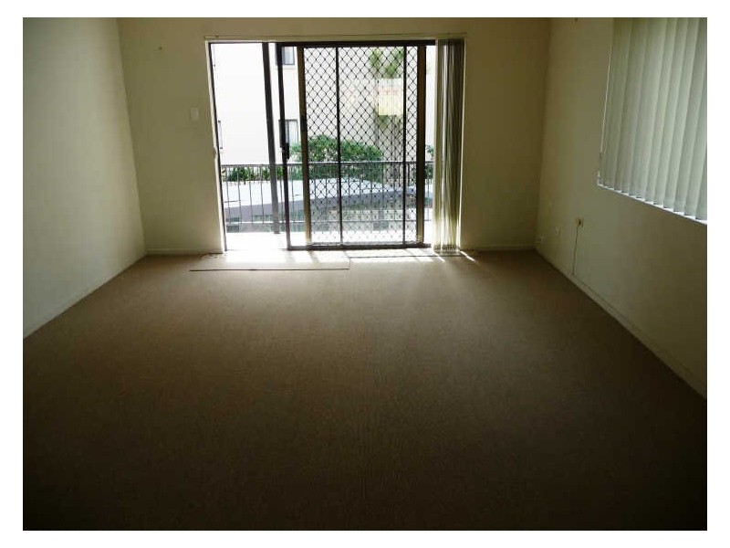 6/45 Bayview  Street, Runaway Bay QLD 4216