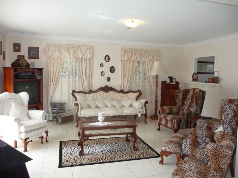 292 Oxley Drive, Coombabah QLD 4216