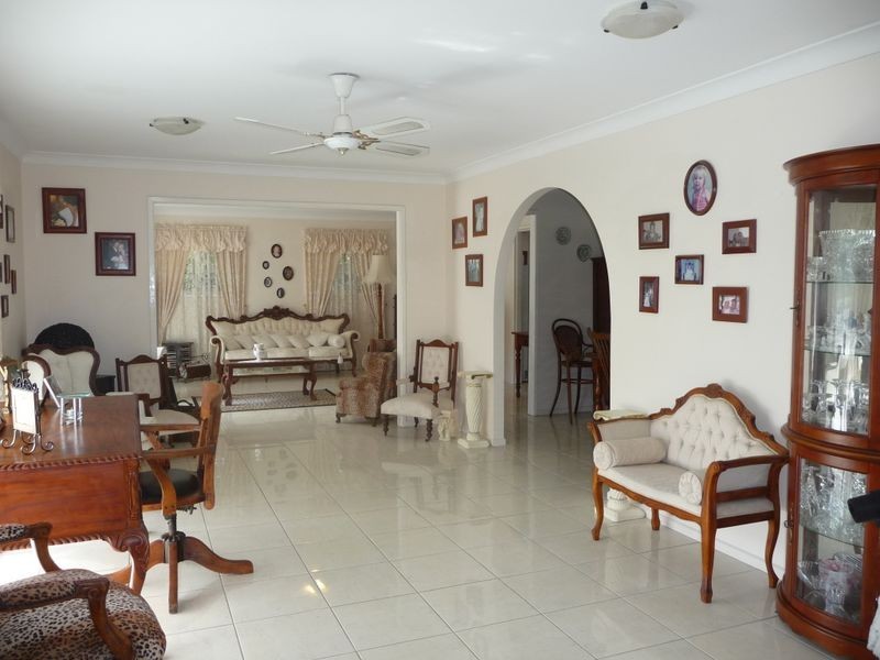 292 Oxley Drive, Coombabah QLD 4216