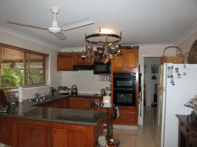 292 Oxley Drive, Coombabah QLD 4216