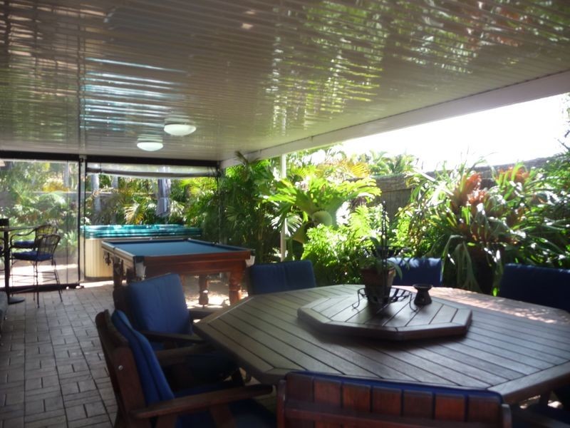 292 Oxley Drive, Coombabah QLD 4216