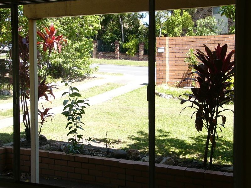 34 Government Road, Labrador QLD 4215