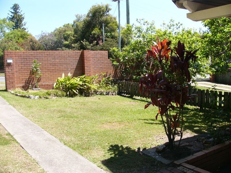 34 Government Road, Labrador QLD 4215