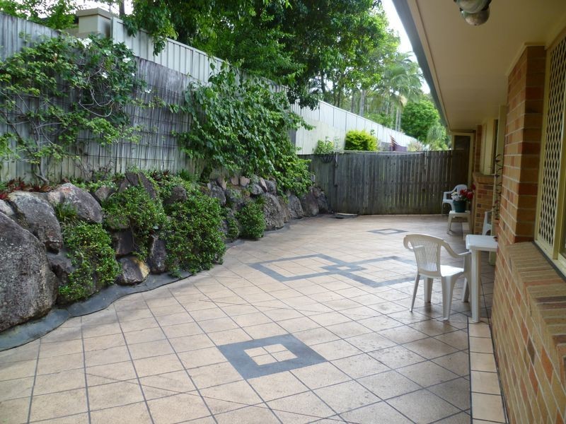 1/414 Pine Ridge Road, Coombabah QLD 4216