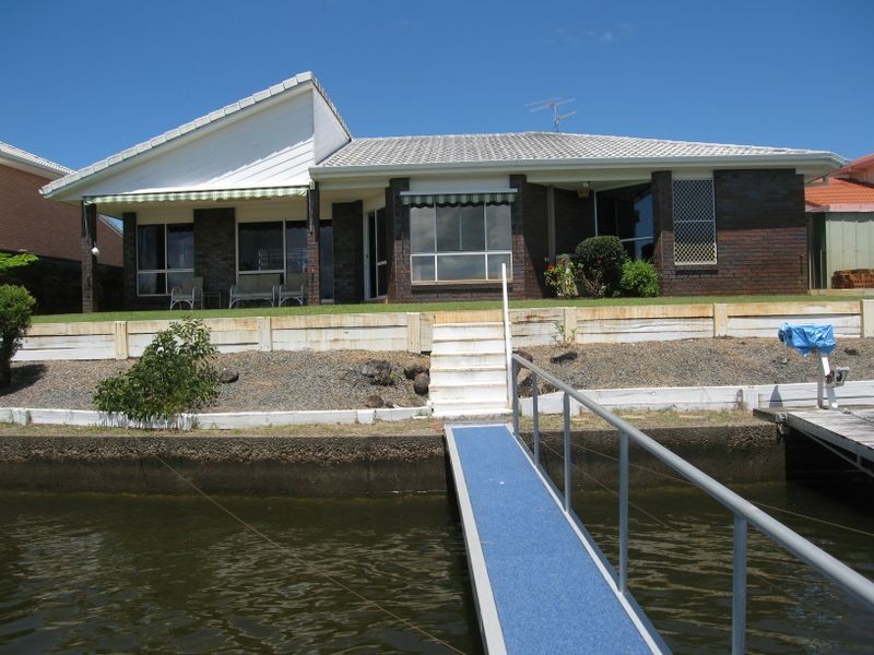 26 Midnight Court, Runaway Bay QLD 4216