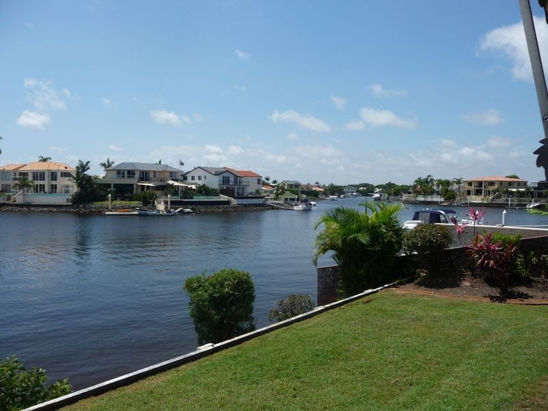 26 Midnight Court, Runaway Bay QLD 4216