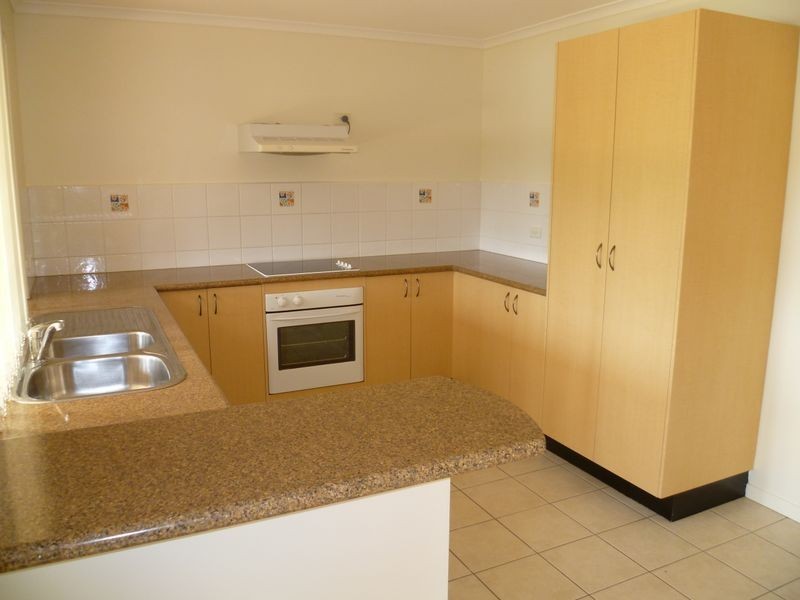 2/39 Kangaroo Avenue, Coombabah QLD 4216
