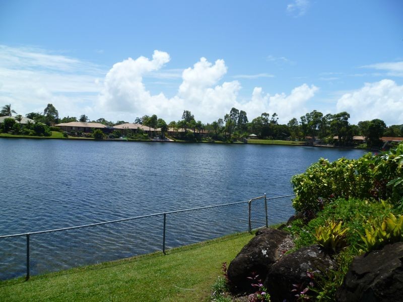 2/39 Kangaroo Avenue, Coombabah QLD 4216