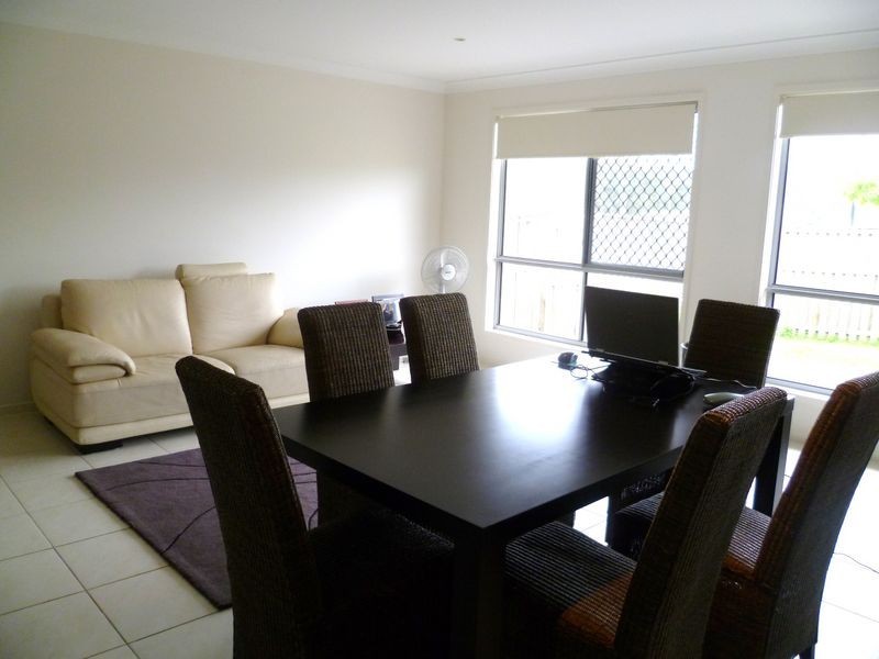59 Harmsworth Road, Pacific Pines QLD 4211