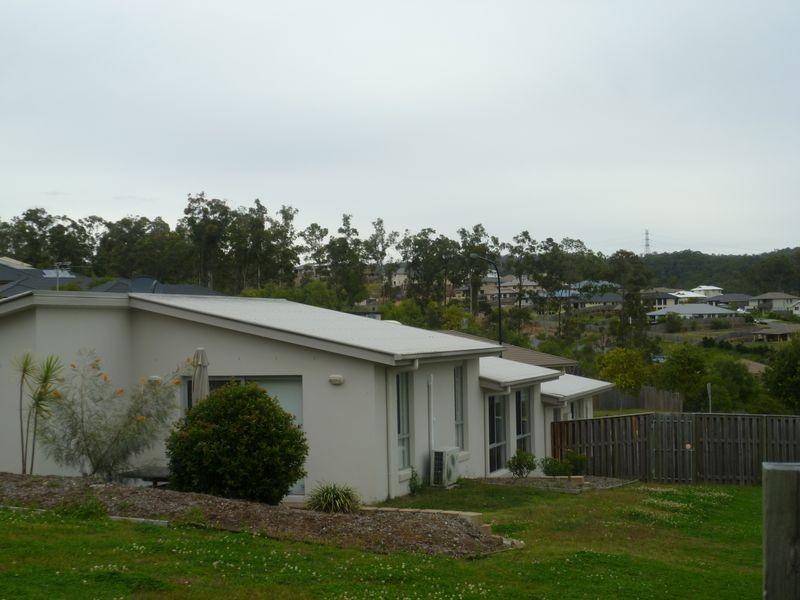 59 Harmsworth Road, Pacific Pines QLD 4211