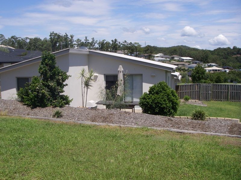 59 Harmsworth Road, Pacific Pines QLD 4211
