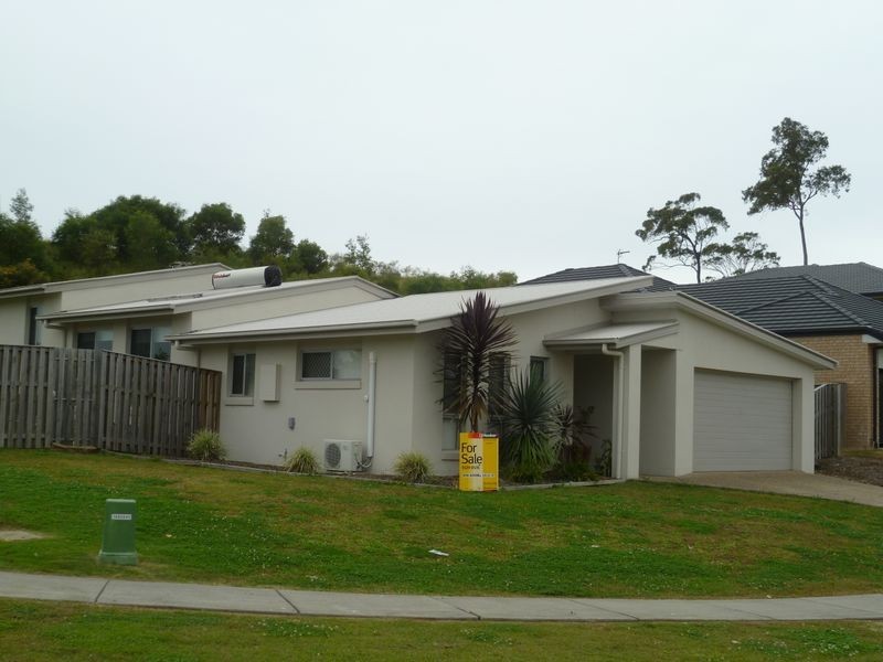 59 Harmsworth Road, Pacific Pines QLD 4211