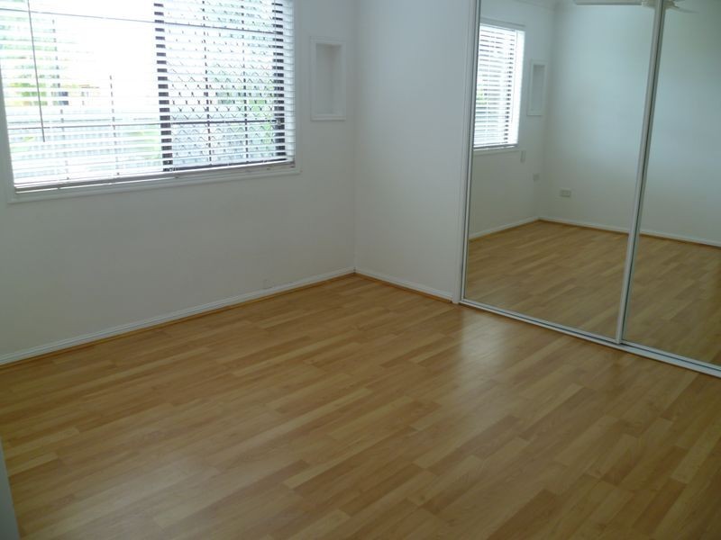 1/7 Sanctuary Court, Coombabah QLD 4216