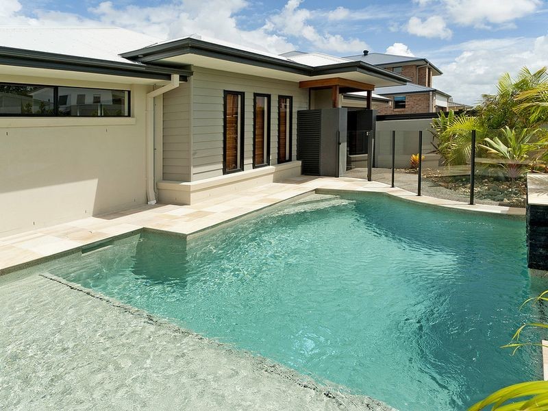 103 Compass Drive, Biggera Waters QLD 4216
