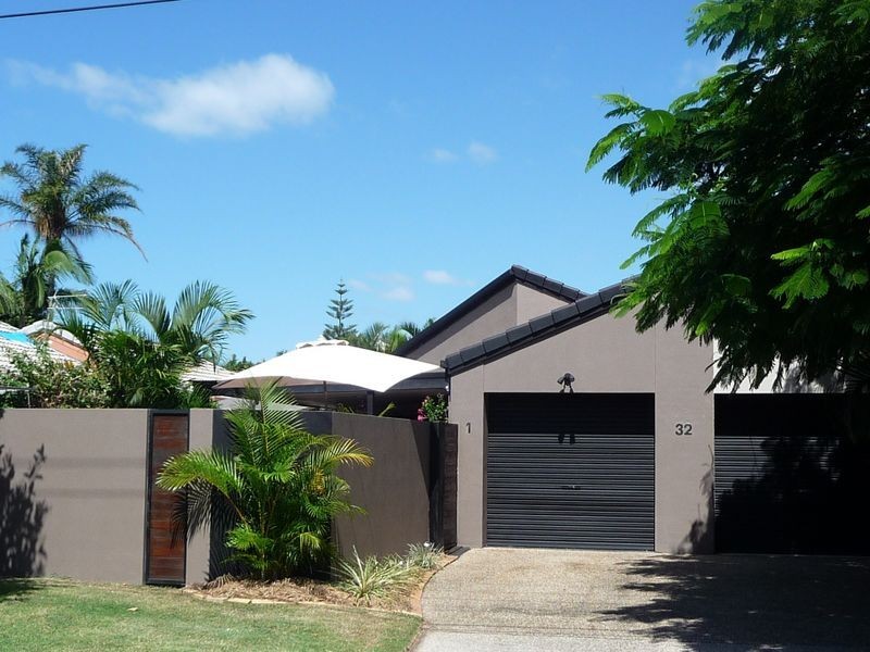 1/32 Killowill Avenue, Paradise Point QLD 4216