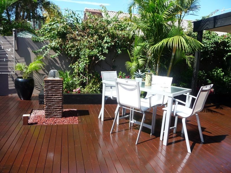 1/32 Killowill Avenue, Paradise Point QLD 4216