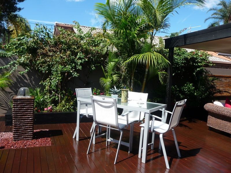 1/32 Killowill Avenue, Paradise Point QLD 4216