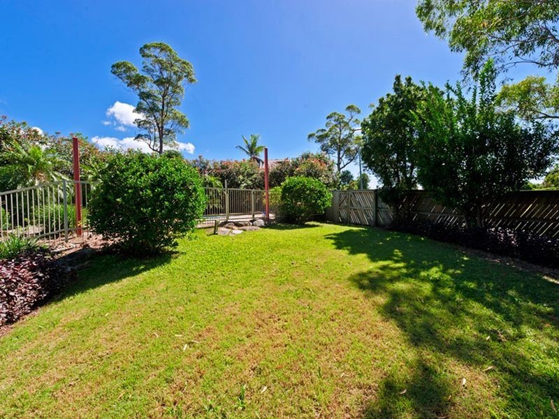 18 Riverbank Court, Ashmore QLD 4214