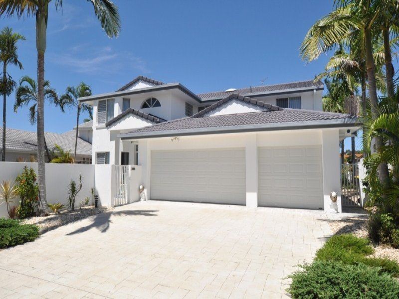 28 Sundance Way, Runaway Bay QLD 4216